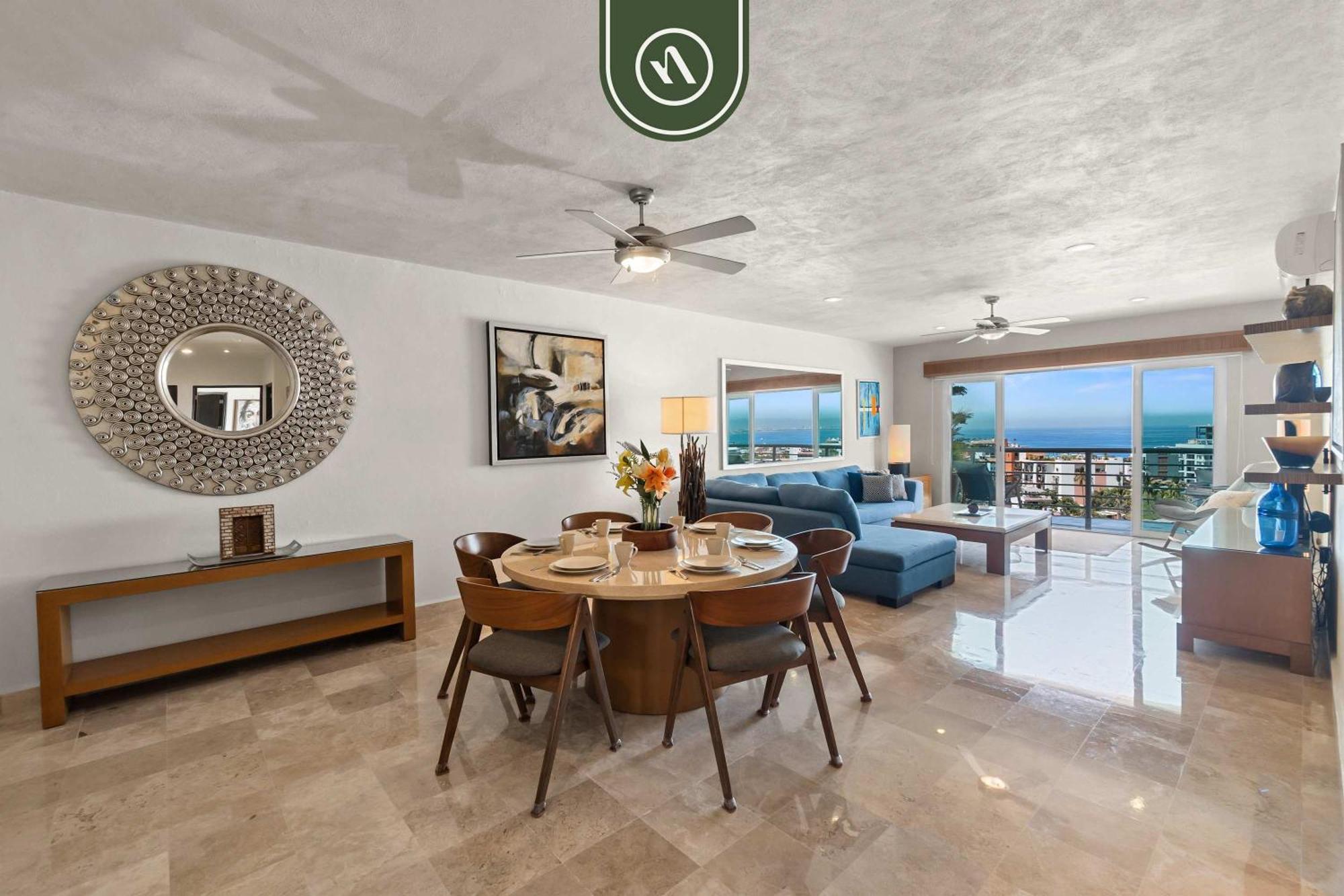 Stunning 2 Bedroom - Oceanview Terrace - Downtown Apartment