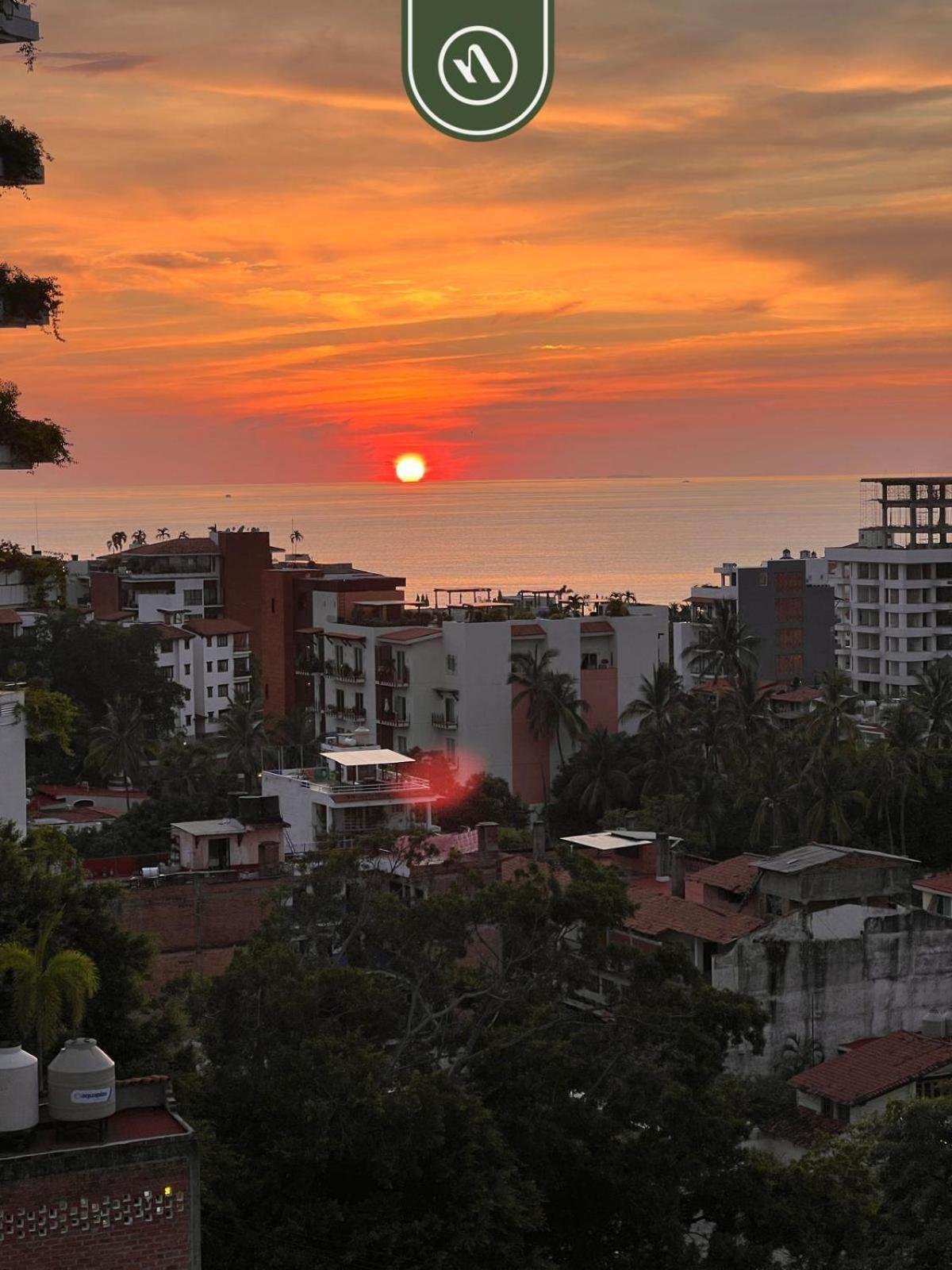 Apartment Stunning 2 Bedroom - Oceanview Terrace - Downtown Puerto Vallarta
